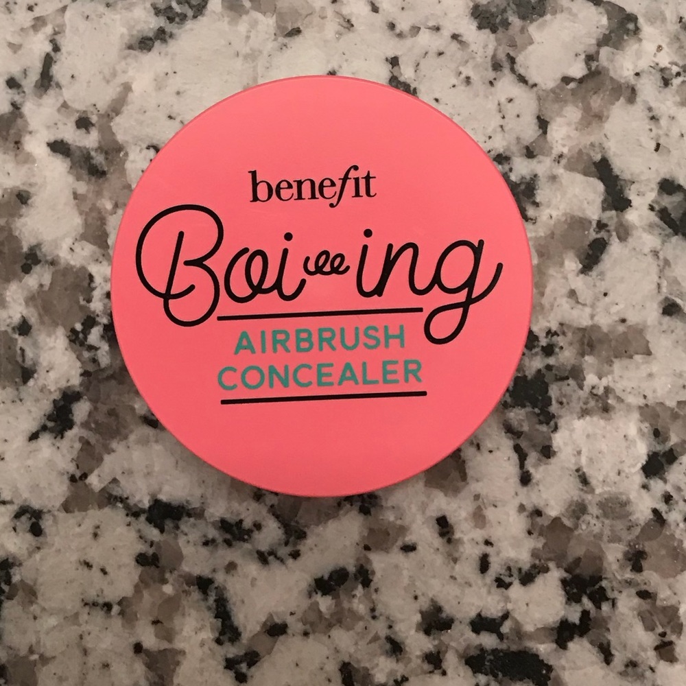 Benefit concealer